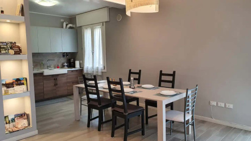 Bartolino: tranquillo e nuovo, in zona residenziale vicina alla stazione, fino a 6 persone