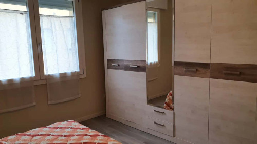 Bartolino: tranquillo e nuovo, in zona residenziale vicina alla stazione, fino a 6 persone