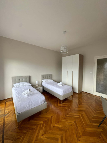 SUB A12 Piazza Della Repubblica 17 - 5th Floor