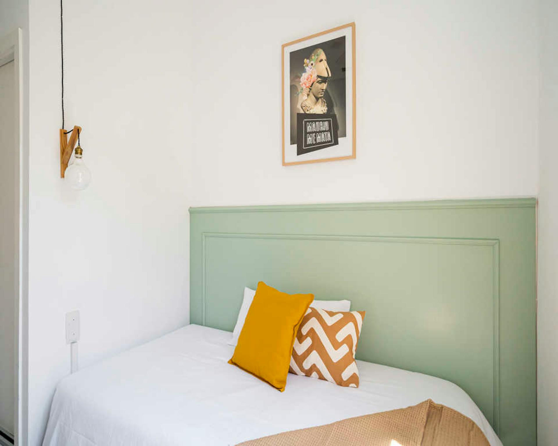  Private Room  -  Calle de San Lorenzo, Madrid  - Gallery -  1