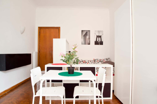 Via Salaria, 408, 00199 Roma RM, Italy #A5 Letto 1