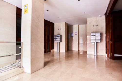 Calle Virgen de Robledo H4 - Gallery - 8