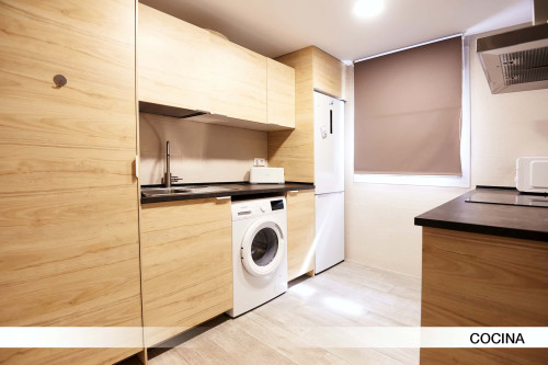 Avenida Doctor Fedriani H1 - Gallery - 13