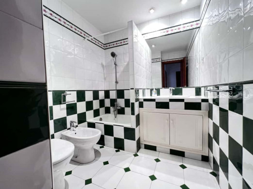 Luminoso y amplio piso en Pío XII