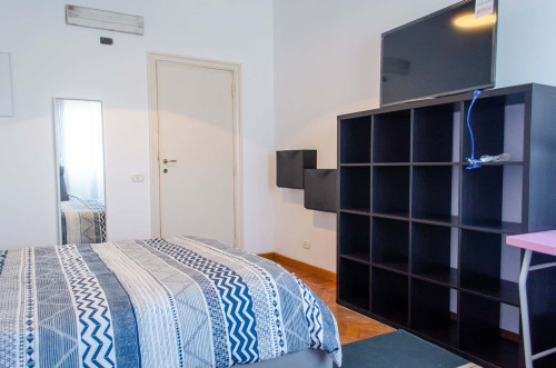 Circonvallazione Nomentana, 238, 00162 Roma RM, Italy #C4 Letto 1