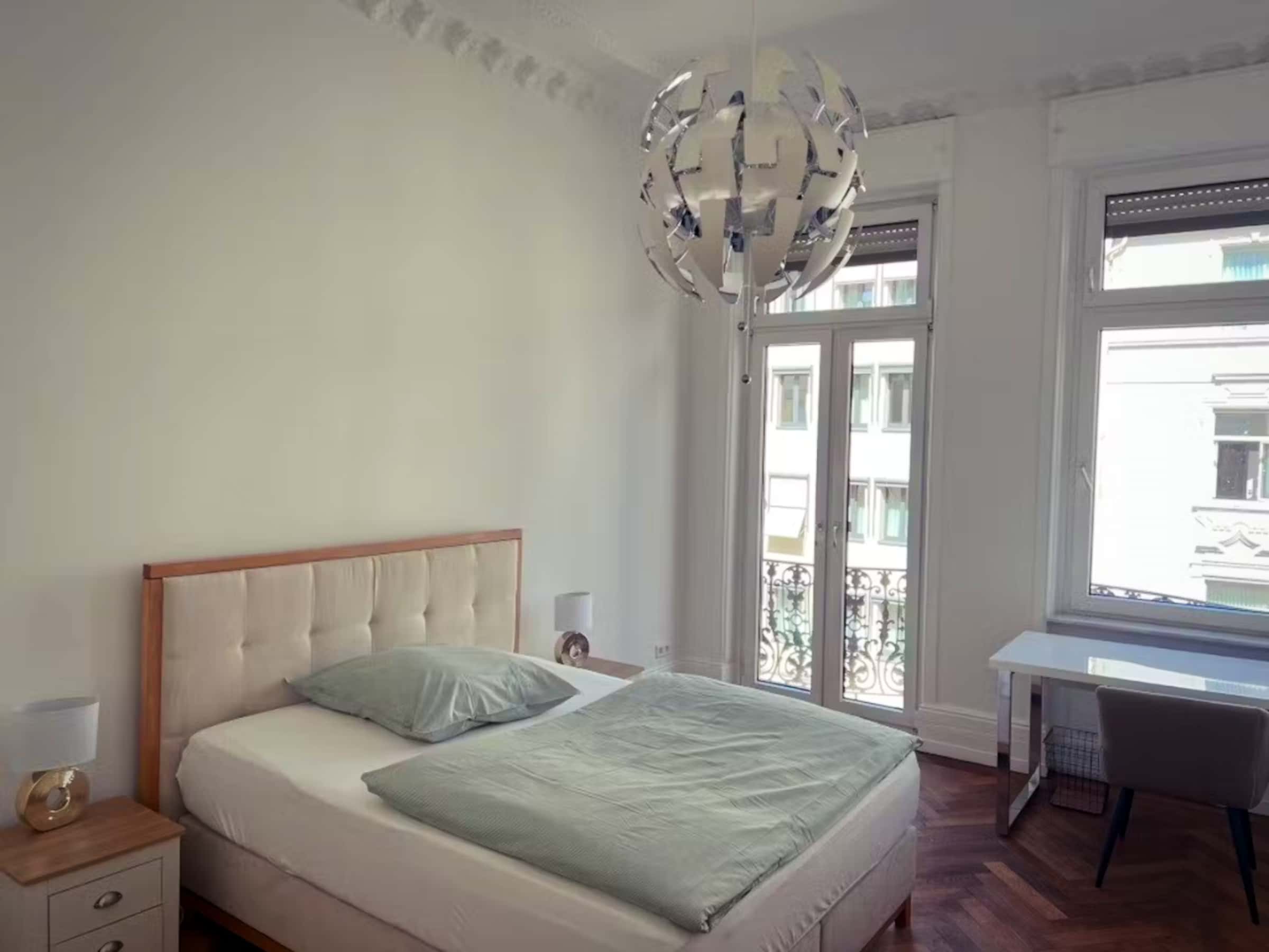  Münchener Straße  -  Münchener Straße  - Gallery -  1