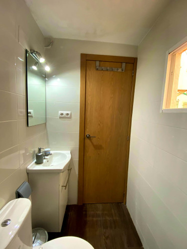 Calle Capitanes de Ripoll H2 apt 9 - Gallery - 28