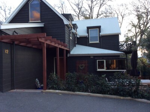 Arbutus Homestay (City treehouse) - Gallery - 12