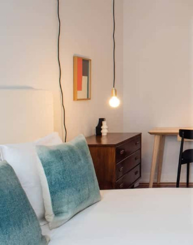 Bedroom in a 4-bedroom apartment in Lisbon - Room 3