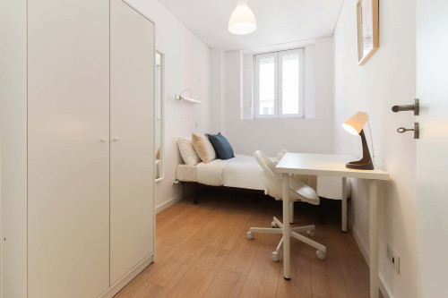 Room in 4-bedroom apartment in Alameda, Lisbon - Room 4