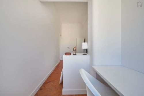 Comfortable double bedroom in Alameda - Room 8