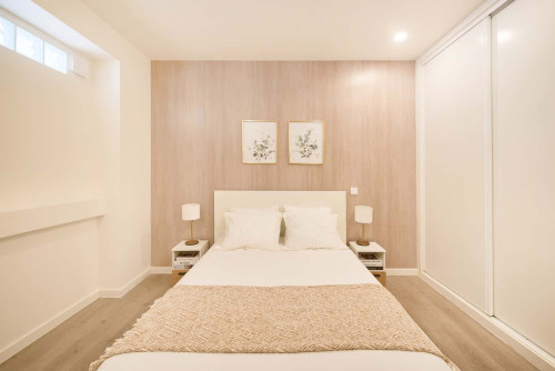Room 3 - 104. Rua Guilhermina Suggia 9 CVD