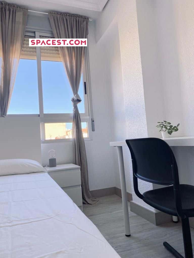Habitación En Ronda De La Magdalena, Castelló De La Plana - 2