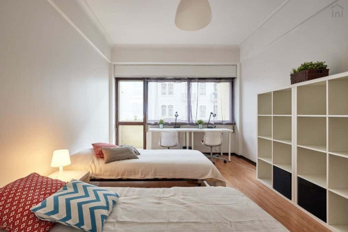 Comfortable twin bedroom with balcony in Saldanha - Room 6