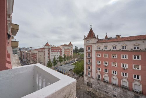Cozy Double Room with private balcony near Parque Eduardo VII - Room 2  - Gallery -  5