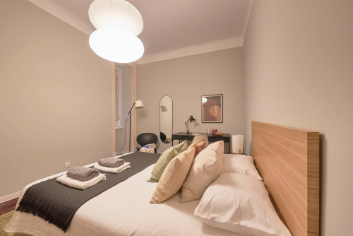 Cozy Double Room near Parque Eduardo VII - Room 7  - Gallery -  5