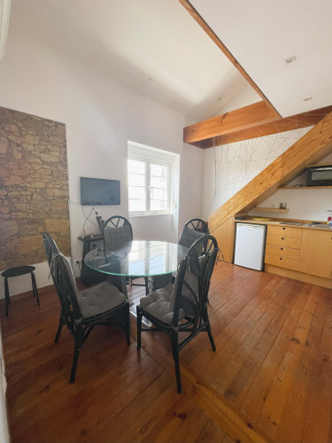 2-bedroom apartment in Arroios, Lisbon