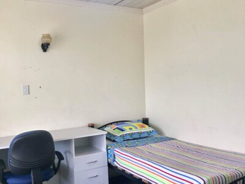 Close to town and bus stops  - Gallery -  5