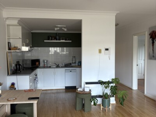 Inner City Apartment  - Gallery - 6