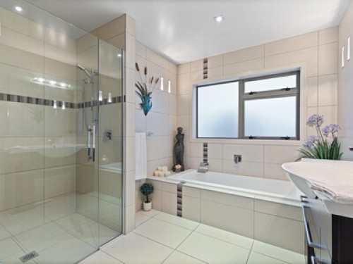 Modern, comfortable and 