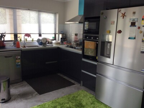 Fully furnished single bedroom