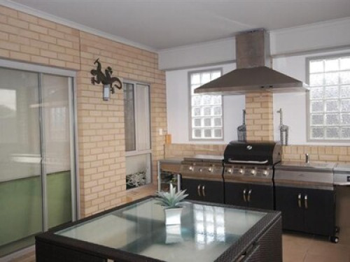 Near city,beach,shops& Universities - Gallery - 21