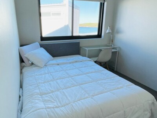 by-the-sea-and-unsw-sydney-65418151320240814031900AM