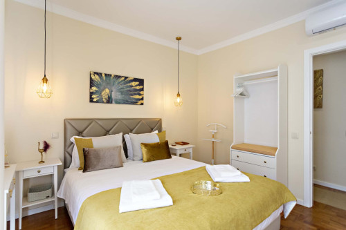 Blue PeacockFaro -Apartment (Available only from October to March)