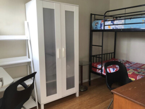 friendly-suburban-family-sydney-110410789520240814032117AM