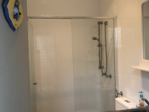 friendly-suburban-family-sydney-175795448520240814032116AM