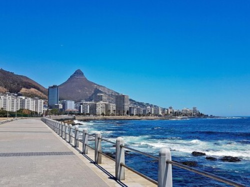 SEA POINT LODGE 