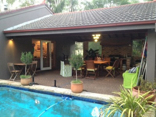 Beautiful Sydney home on acres