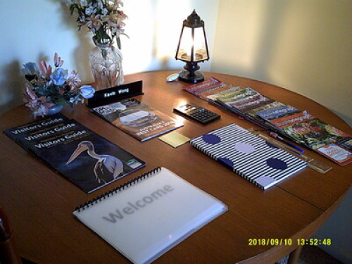 in-touch-with-australian-wildlife-sydney-152721444020240814034552AM