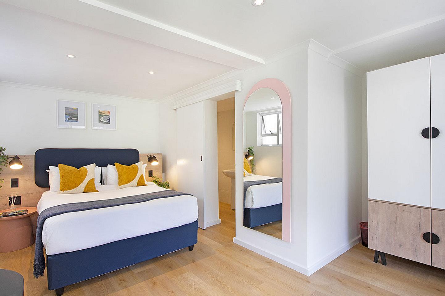 Deluxe Double Room - 25