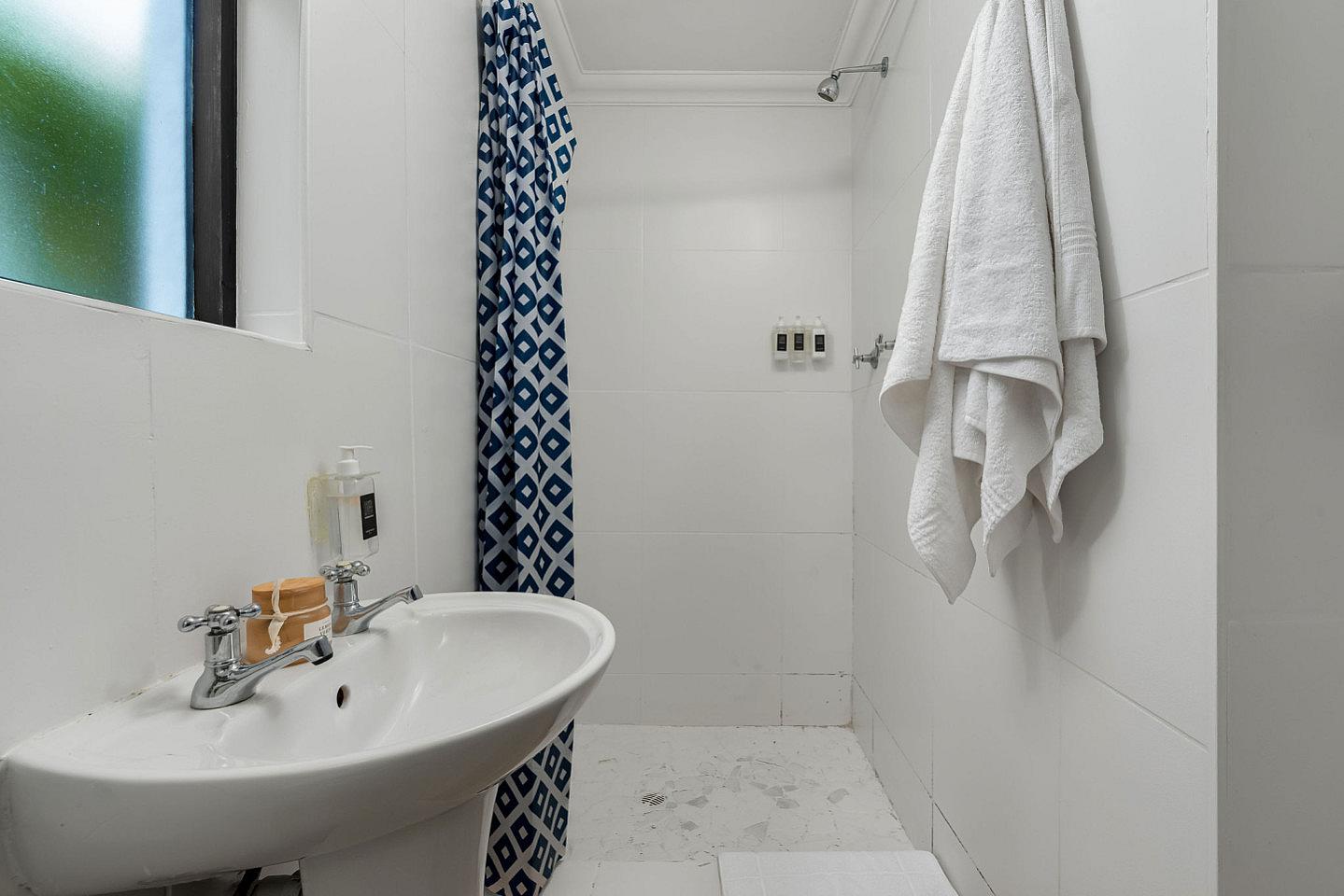 Queen Room - 27