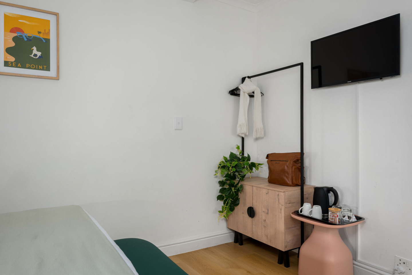 Queen Room - 18