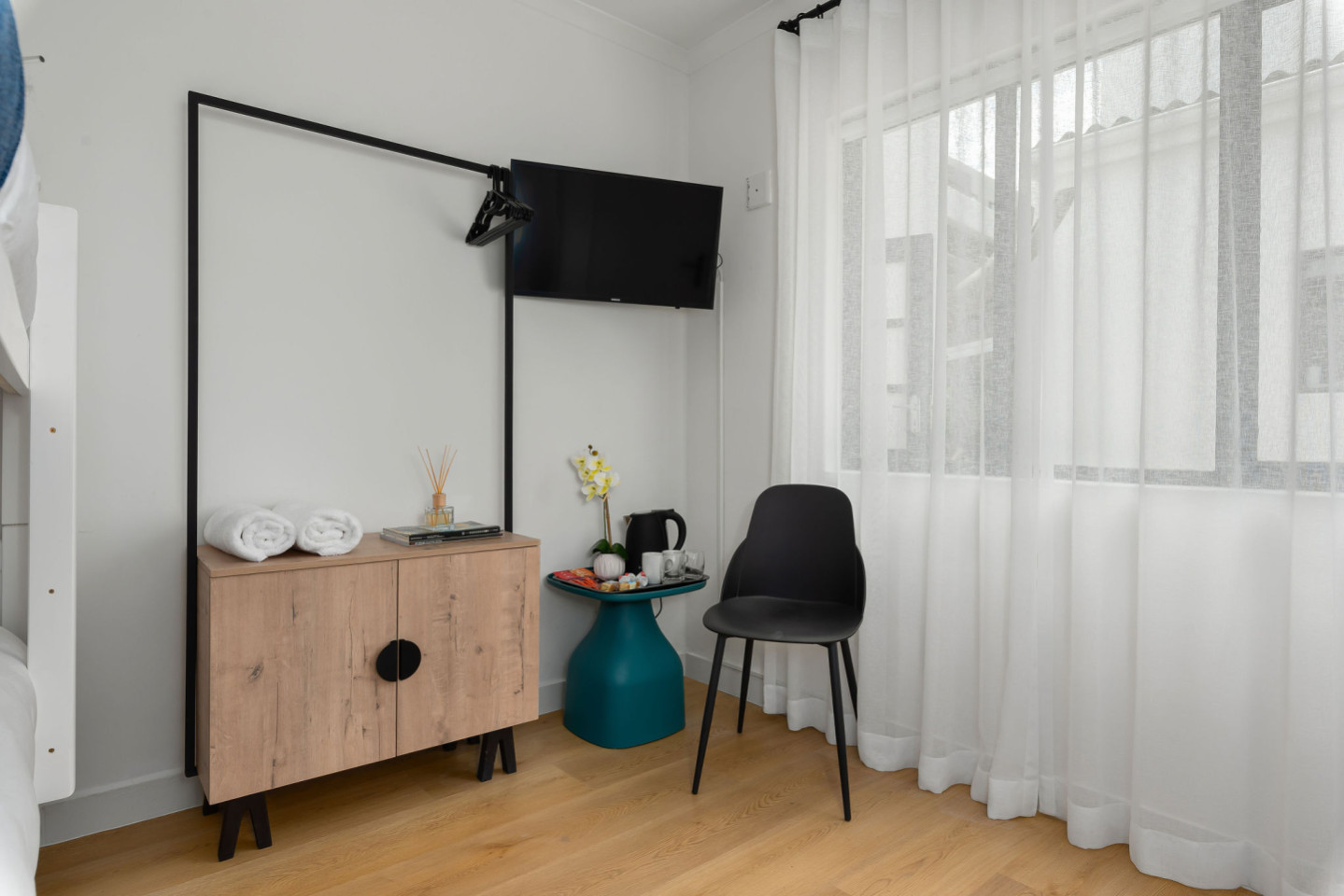 Economy Room - 8