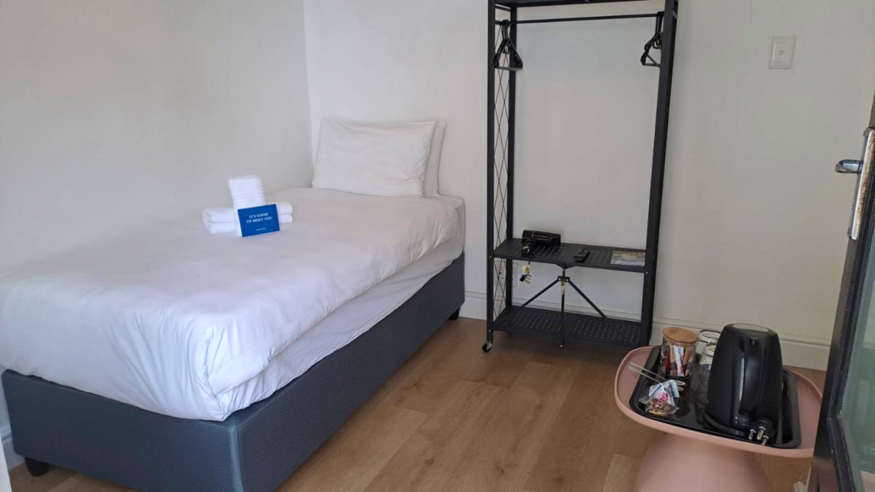 Economy Room - 1