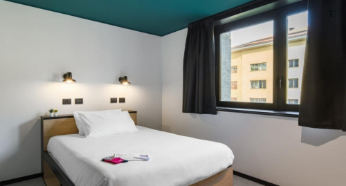 Bed in a shared studio, close to Università degli Studi di Trieste