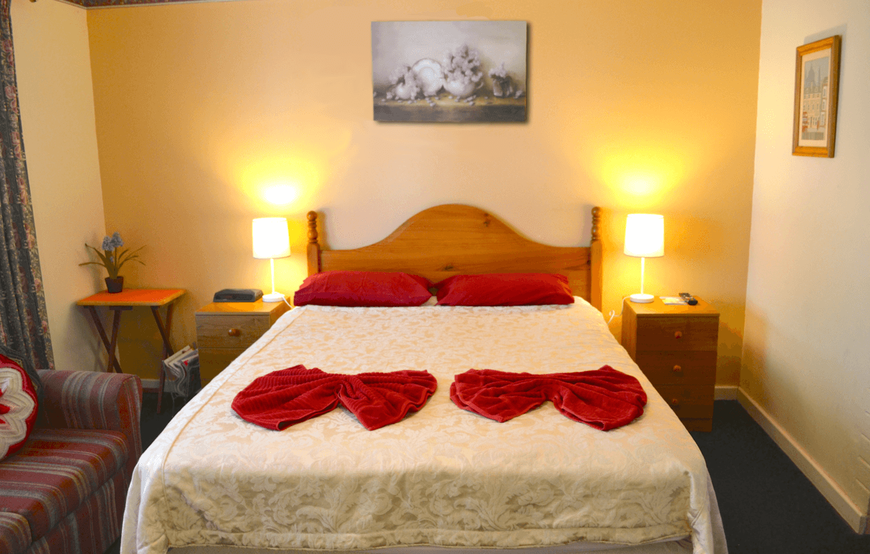 En-Suite Single Room With Breakfast (Full Room) - 1