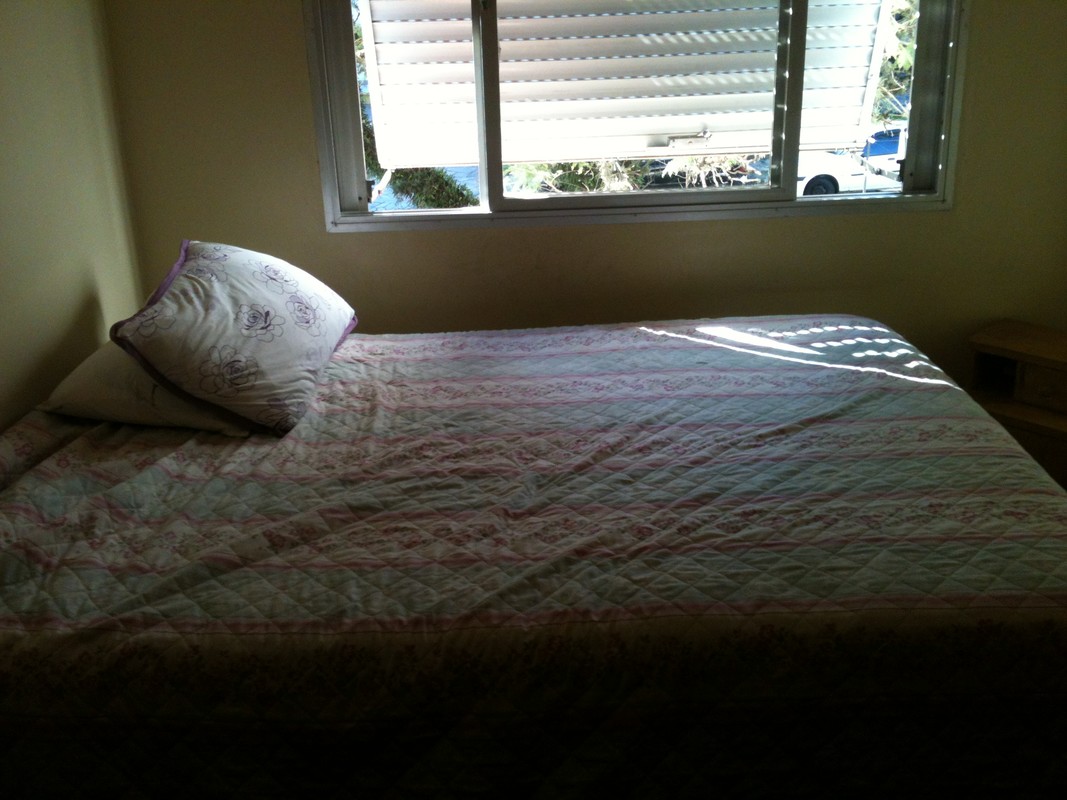  Giant Room(Single Bed)  -  Room for 2-3. 5 min Stadium  - Gallery -  1