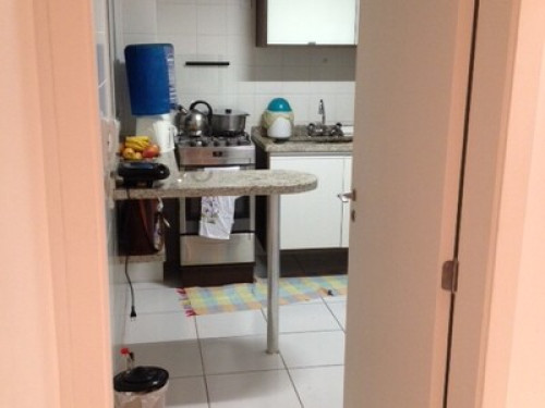 frequenting bars / restaurant