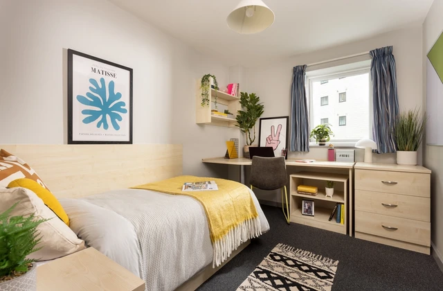  Medium High Single En-Suite: Three Bedroom Flat  -  Grand Central Unite  - Gallery -  3