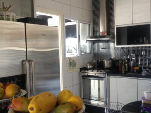 Apartment near metro