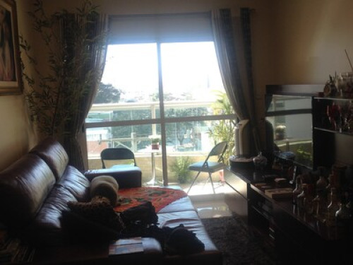 Apartment near metro
