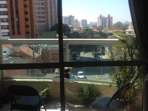 Apartment near metro