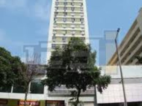 English and Spanish speaking family