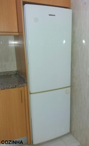 Pleasant single ensuite bedroom close to Salgueiros metro station  - Gallery -  4