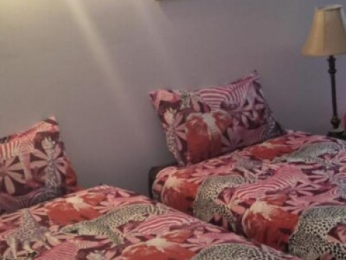 Cairns Homestay- short walk to City