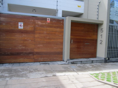 Balconies overlooking San Jeronimo